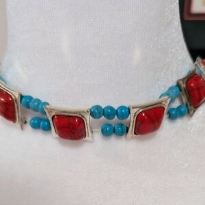 Faux Turquoise And Coral Southwestern Design Necklace, Great For Hollydays.NWOT